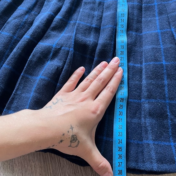 Plaid Print Wool Pleated Skirt - Picture 4 of 6